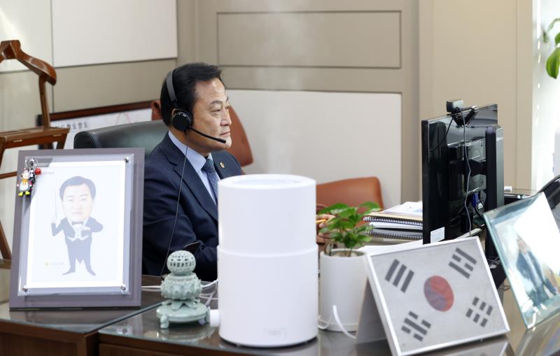 장현국 의장 참좋은지방정부 위원회 온택트 정책정담회_8