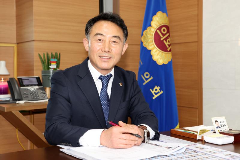 진용복 부의장 경기신문 인터뷰