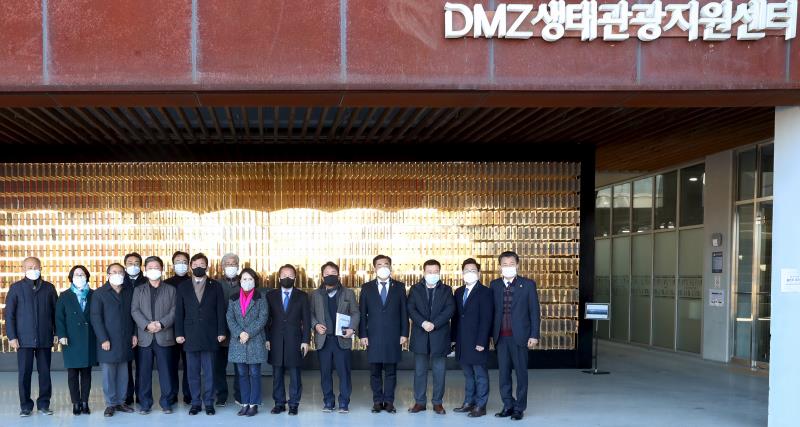 경기도의회 더불어민주당 수석대표단 경기도 평화부지사 임시집무실 지지방문_3