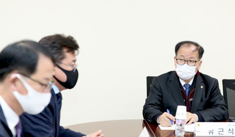 경기도의회 더불어민주당 혁신특별위원회 회의_9