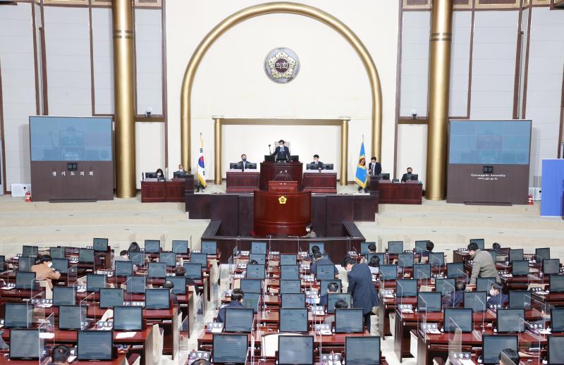 제348회 정례회 5차 본회의 (차수변경 오전)