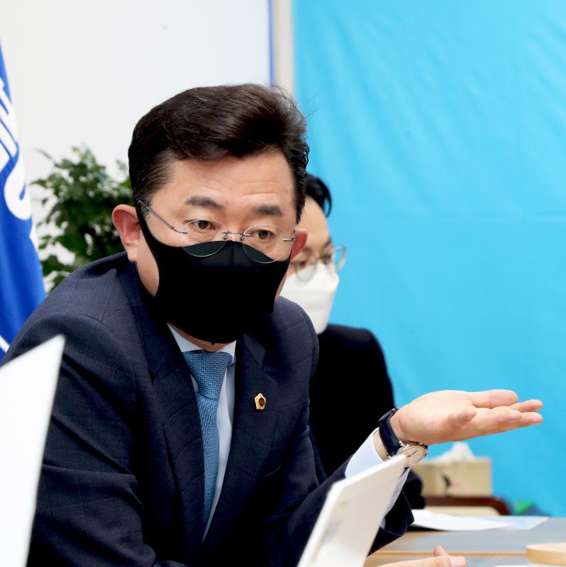 경기도의회 더불어민주당 대표단 예산관련 기자 정담회_6