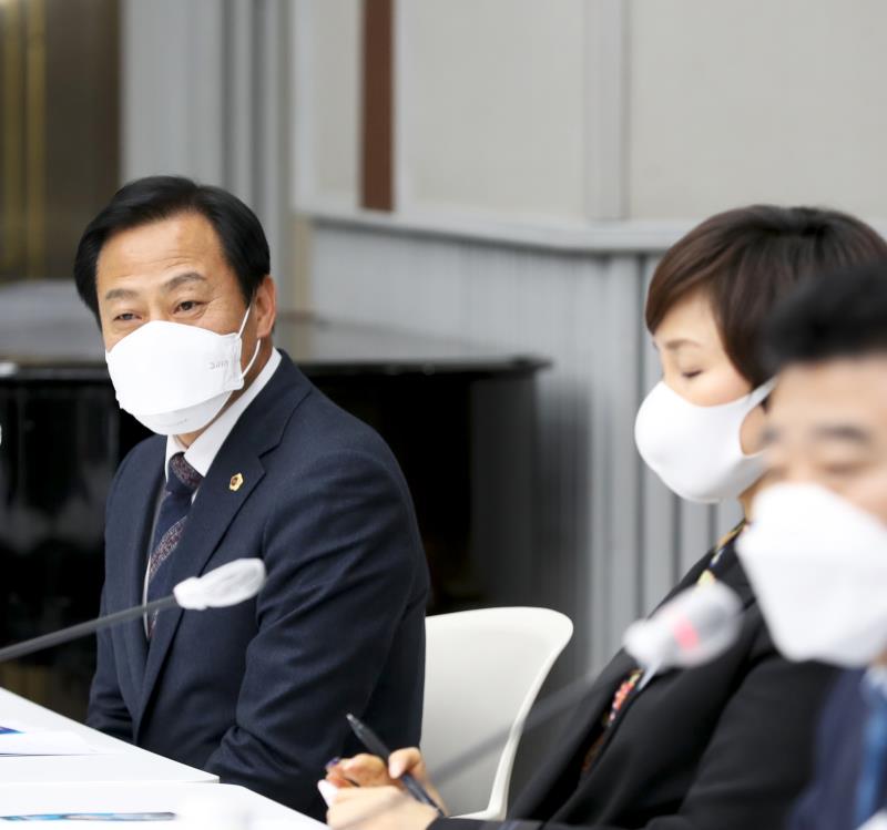 제1회 더불어민주당 경기도당 국회.경기도의회 상임위원회 간담회_8