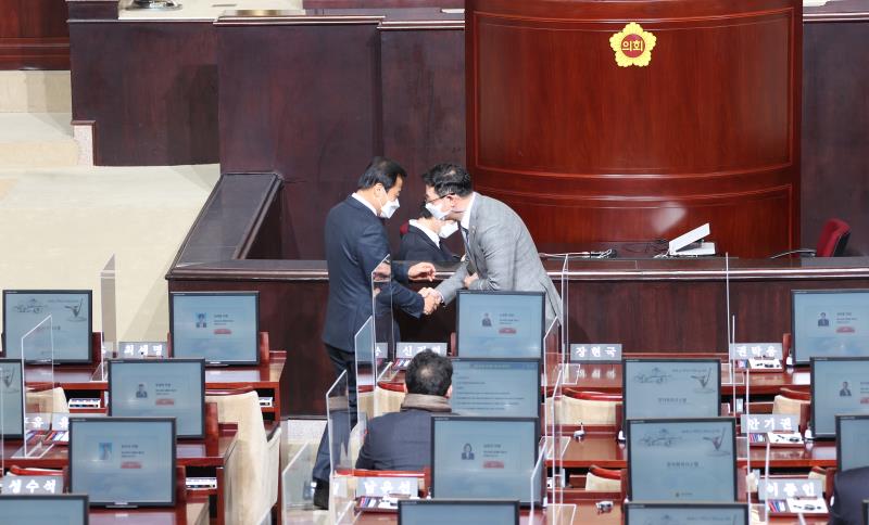 제348회 정례회 5차 본회의 폐회_2