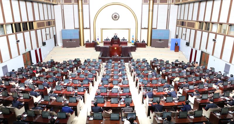 제348회 정례회 5차 본회의 폐회