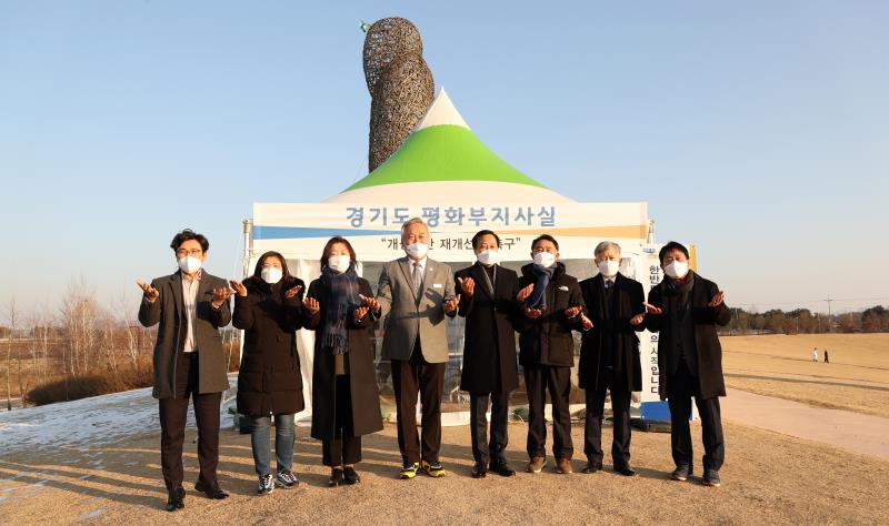 평화부지사 집무실 격려 방문_3