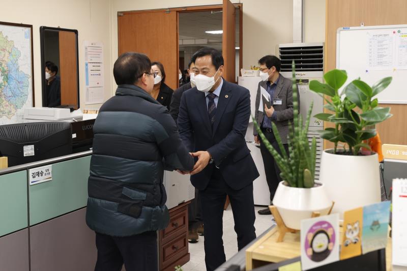 의장단 의회사무처 순회 연말인사_6
