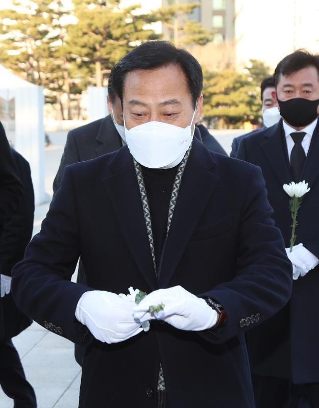 2021년 더불어민주당 경기도당 참배식_3