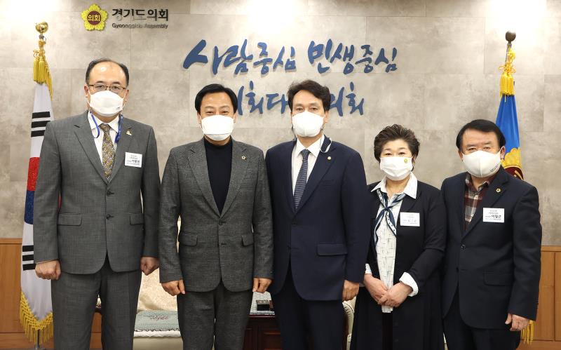 장현국의장 안민석 국회의원 접견_2