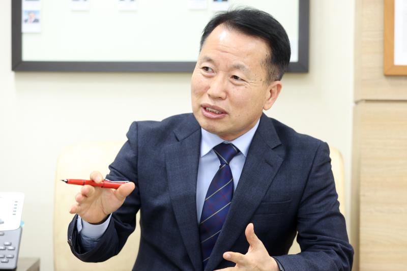 정승현 의회운영위원장 경인경제 인터뷰_3