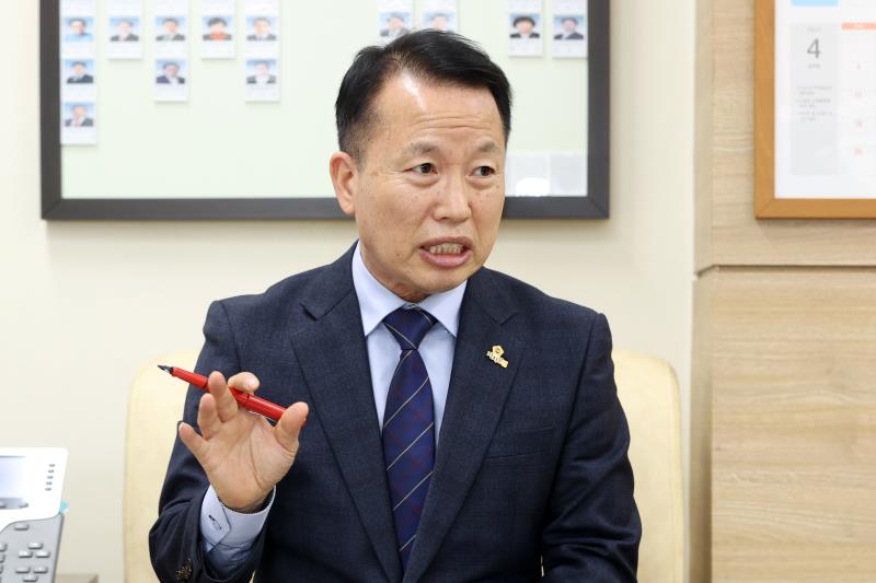 정승현 의회운영위원장 경인경제 인터뷰_5