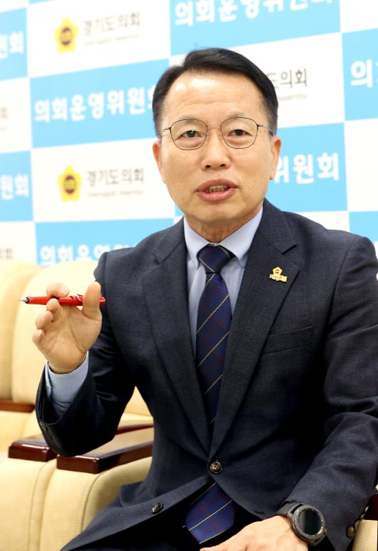 정승현 의회운영위원장 인터뷰컷 촬영 사진 3