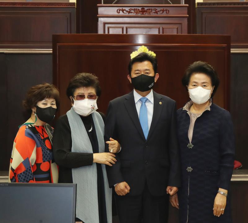 경기도의회 박근철 대표의원 경기도여성단체연합회장 등 접견_7