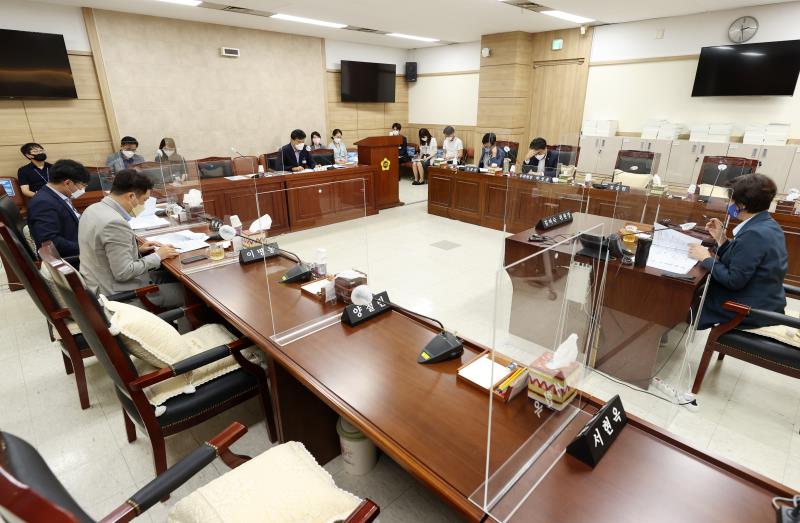 제354회 임시회 제1차 의회운영위원회 소위원회 사진 7