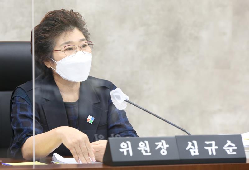 제354회 임시회 1차 기획재정위원회 사진 4