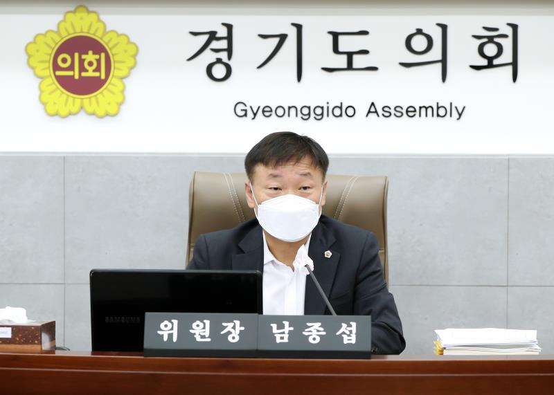 제354회 임시회 1차 교육행정위원회 사진 3