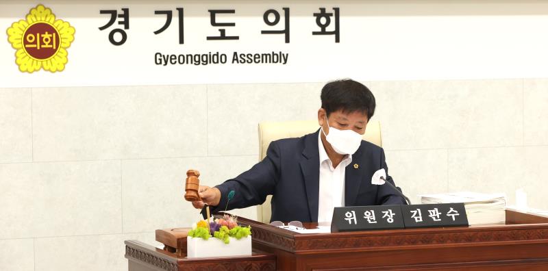 제354회 임시회 제2차 안전행정위원회 상임위회의 사진 4