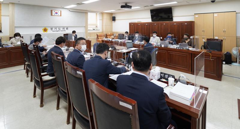 제354회 임시회 1차 도시환경위원회 사진 2