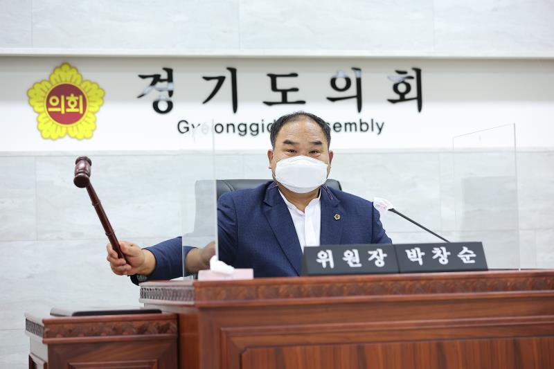 제354회 임시회 1차 여성가족평생교육위원회 사진 8