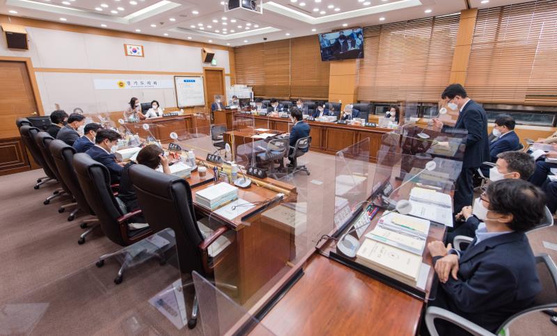 제354회 임시회 1차 교육기획위원회 사진 5