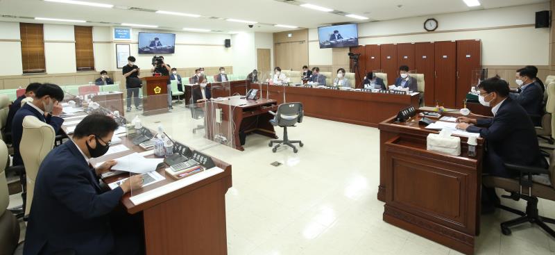 제354회 임시회 3차 안전행정위원회 사진 3
