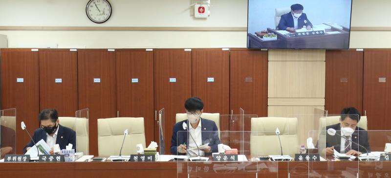 제354회 임시회 3차 안전행정위원회 사진 6