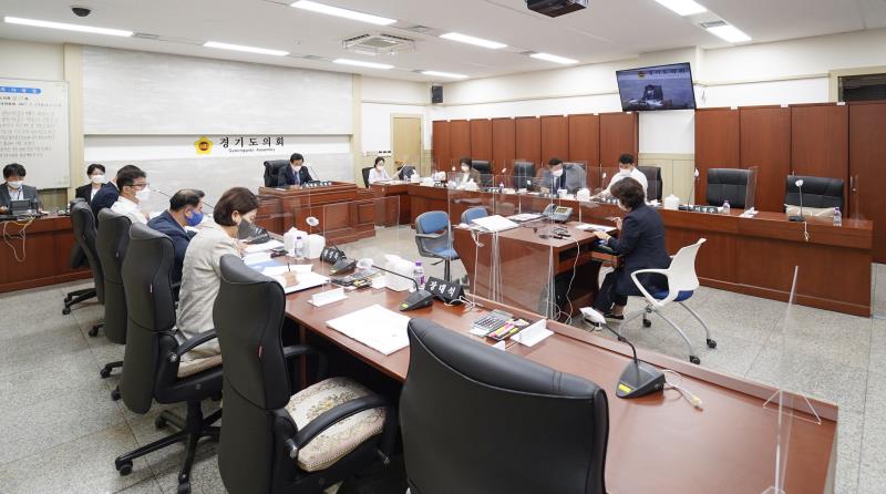 제354회 임시회 1차 보건복지위원회 사진 2