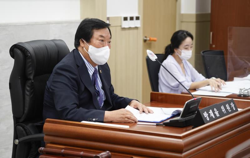 제354회 임시회 1차 보건복지위원회 사진 7