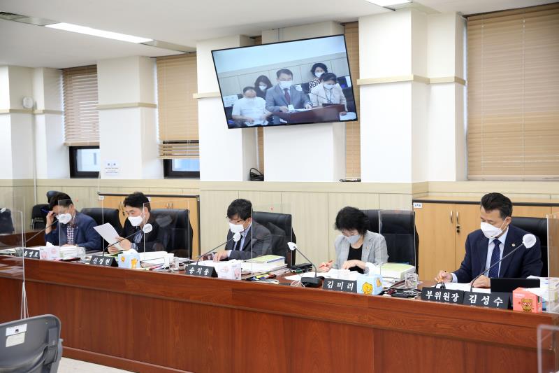 제354회 임시회 2차 여성가족평생교육위원회 사진 10
