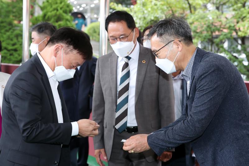 2021년 경기도의회 교육행정위원회 현장방문 사진 2