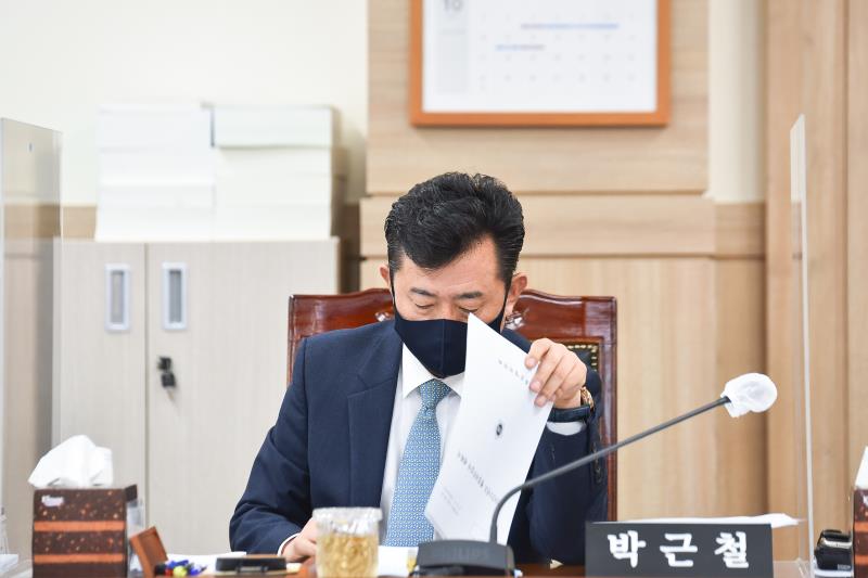 제354회 임시회 1차 의회운영위원회 사진 10