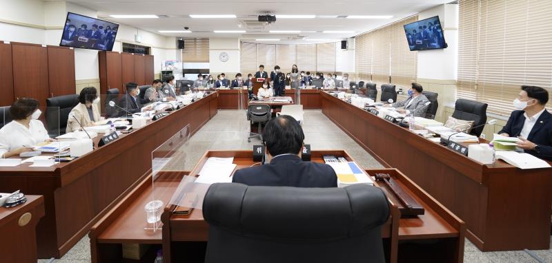 제354회 임시회 2차 보건복지위원회 사진 6