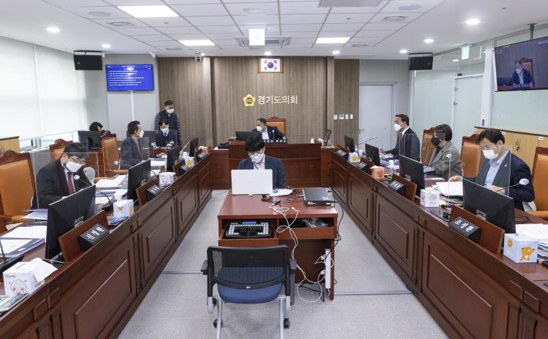 제358회 임시회 1차 여성가족평생교육위원회 사진 8