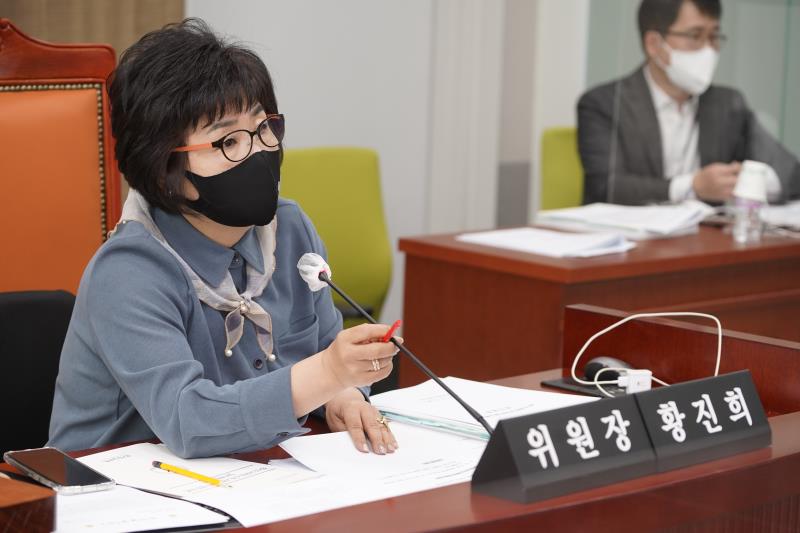 제358회 임시회 1차 교육기획위원회 사진 7
