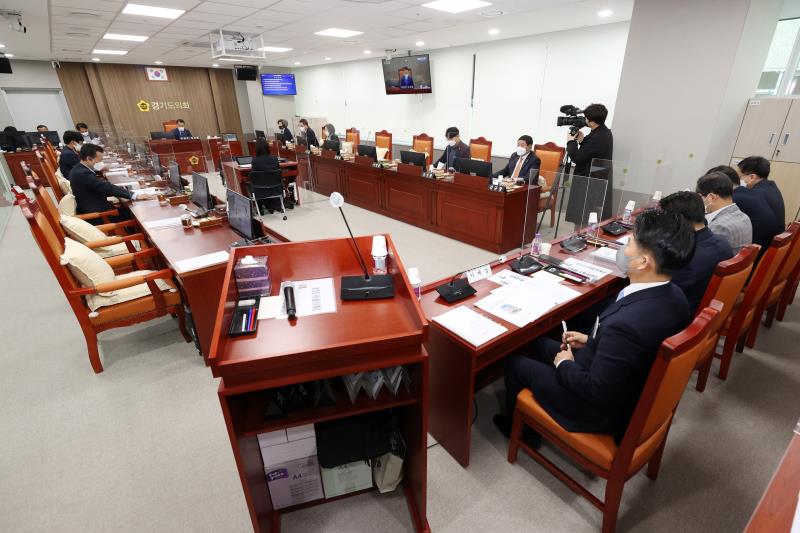 제358회 임시회 제1차 의회운영위원회 사진 6
