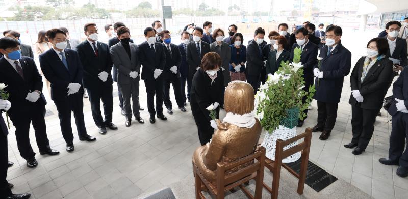 경기도의회 평화의 소녀상 이전 기념식
