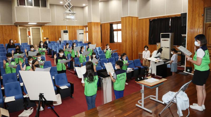 제14회 청소년의회교실 성남푸른초등학교 사진 3