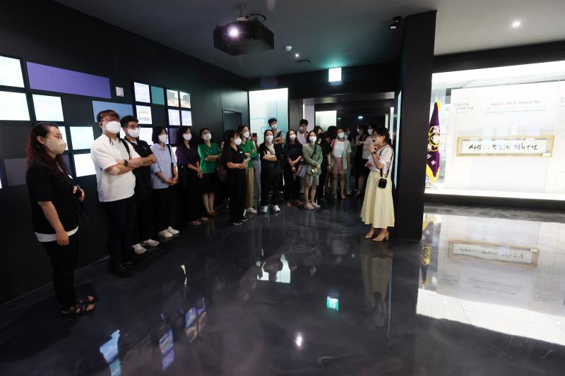 경기도율곡교육연수원 연수생 경기도의회 방문 견학 사진 10