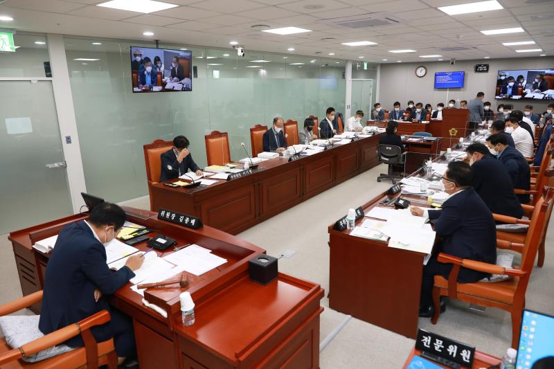제363회 임시회 제1차 건설교통위원회 사진 6