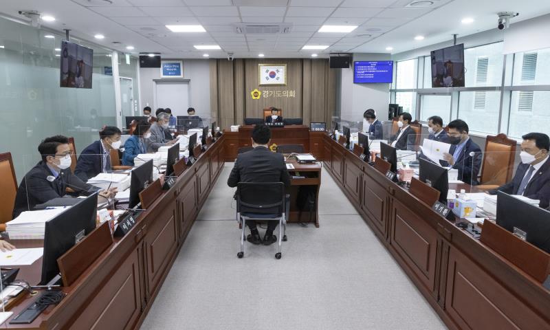 제363회 임시회 제1차 안전행정위원회 사진 2