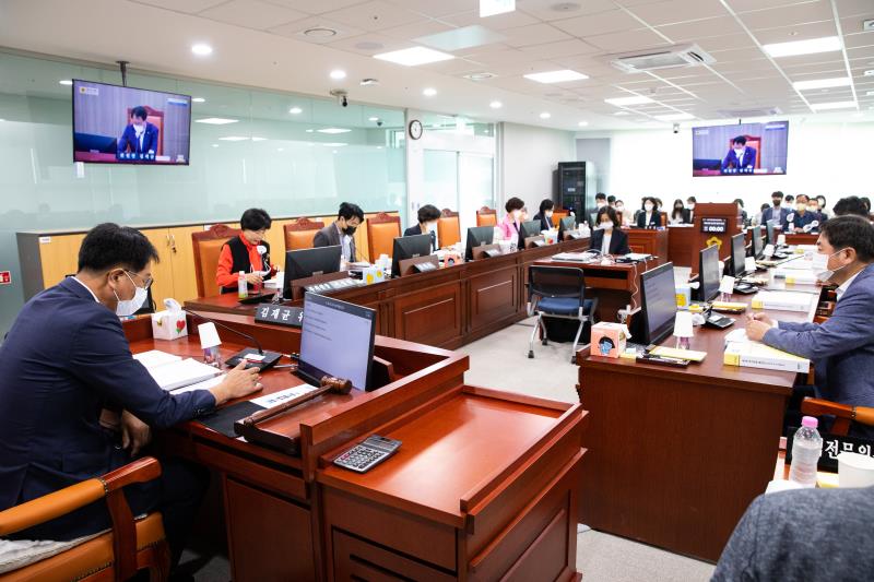 제363회 임시회 제2차 여성가족평생교육 위원회 사진 2