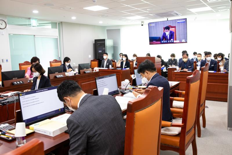 제363회 임시회 제2차 여성가족평생교육 위원회 사진 4