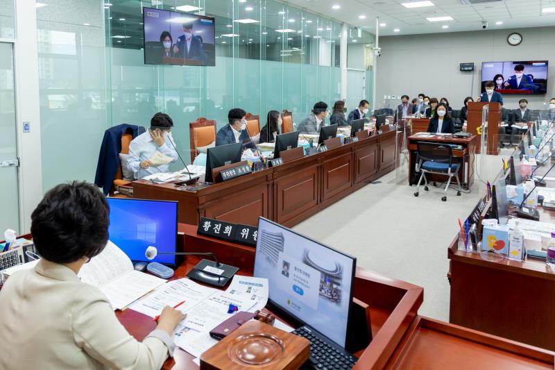 제363회 임시회 제1차 교육기획위원회 사진 6