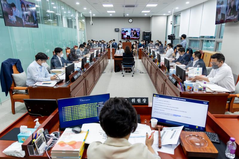 제363회 임시회 제1차 교육기획위원회 사진 10