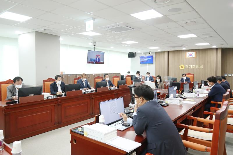 제363회 임시회 제1차 농정해양위원회 사진 6