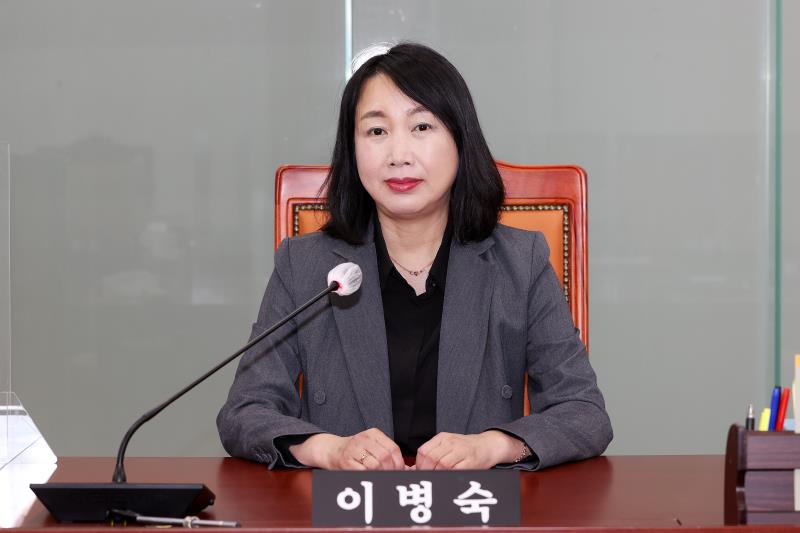 기획재정위원회 개인사진 촬영 사진 2