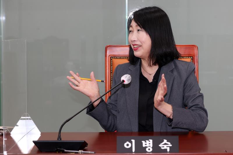 기획재정위원회 개인사진 촬영 사진 6