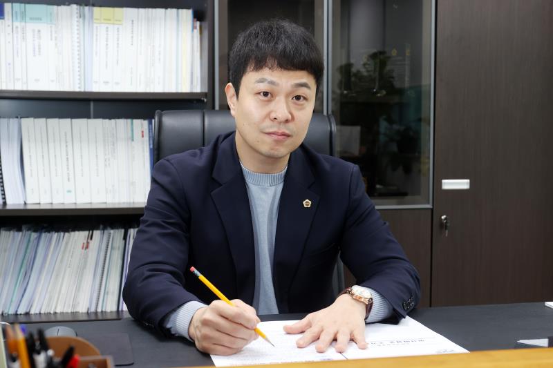 유영일 도시환경위원장 인터뷰 사진 사진 4