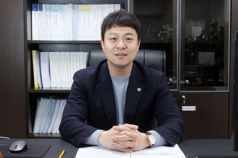 유영일 도시환경위원장 인터뷰 사진 사진 6