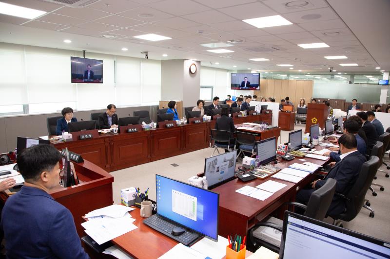 제368회 임시회 제1차 경제노동위원회 사진 2